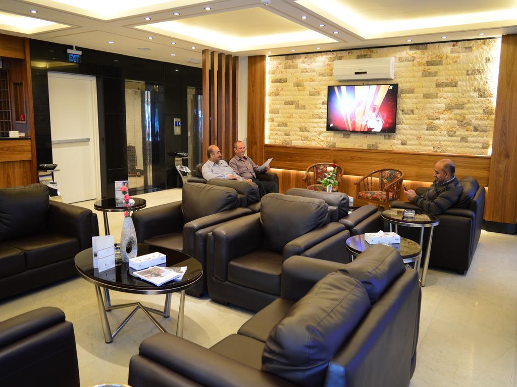 Ream Hotel Amman Exterior photo